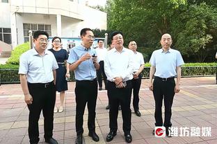 美记：近几周布罗格登出现在交易对话中 76人&湖人等有进行过谈判